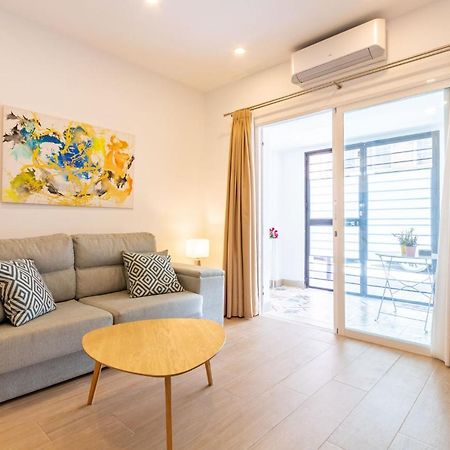 Nine O'Clock Metrosol Apartment Seville Luaran gambar
